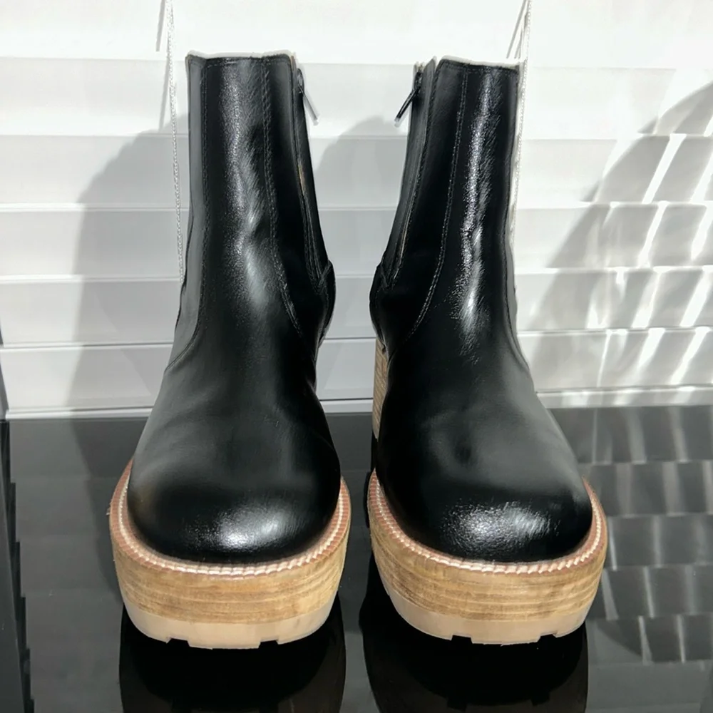 OASIS SOCIETY Aubrey - Platform Paneled Boots
